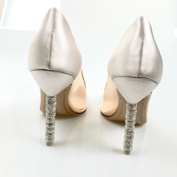 NIB Sophia Webster Jasmine Crystal Pumps Size 38.5 Wedding Party - Picture 8 of 16